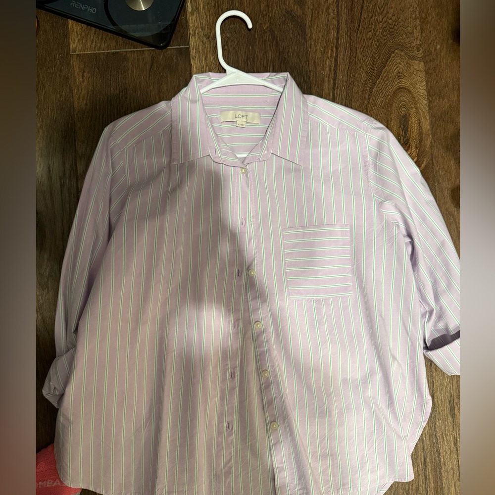 Loft size Medium button down